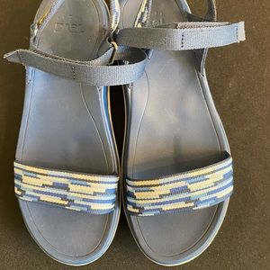 Teva Sandals 6.5